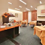 Hotel Western Crimea 3*