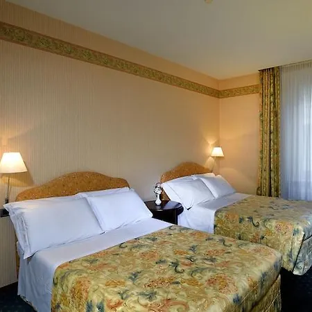 Hotel Western Crimea Turin