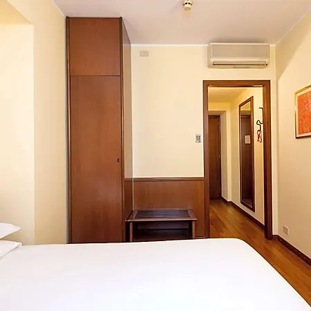 Western Crimea Otel 3*