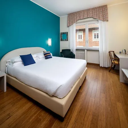 Western Crimea 3* Turín