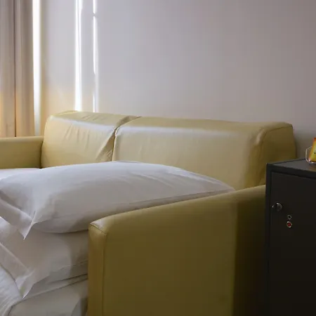 Hotel Western Crimea Turin