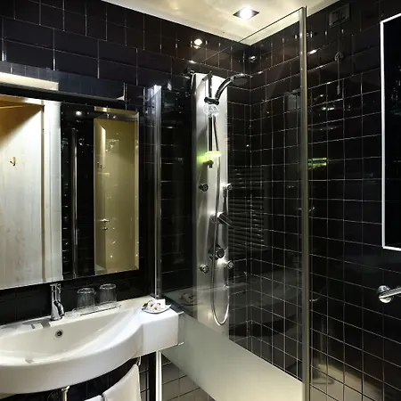 Hotel Western Crimea Turin