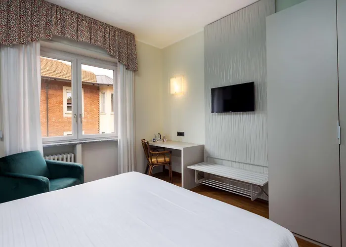 Hotel Western Crimea 3*