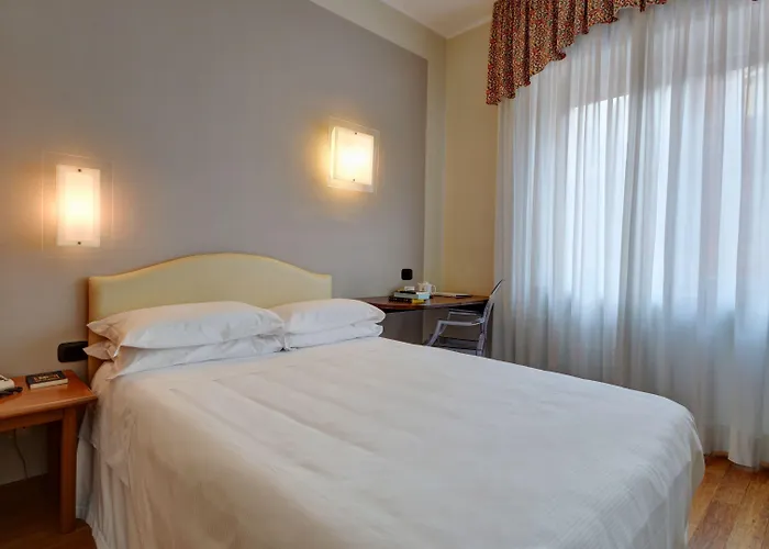 Western Crimea 3* Turín